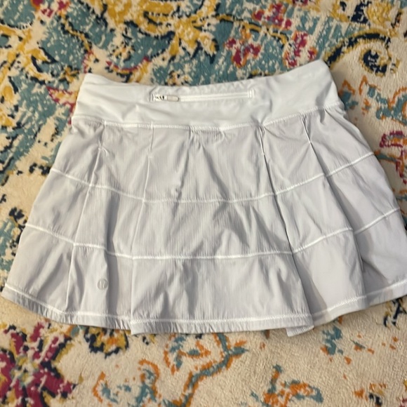 COPY - lululemon MR pace rival skirt *LONG size 4 - Picture 2 of 8